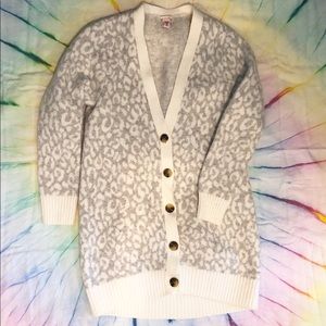 🐆 Fun Gray & White Snow Leopard Cardigan 🐆